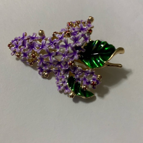 Lilac Flower Enamel Brooch with rhinestone Accents - Picture 5 of 8